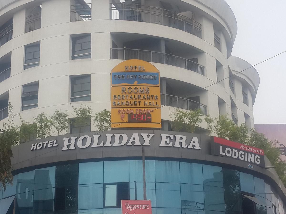 Hotel Holiday Era Opposite Railway Station أورانغاباد المظهر الخارجي الصورة