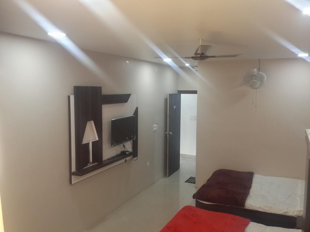 Hotel Holiday Era Opposite Railway Station أورانغاباد المظهر الخارجي الصورة