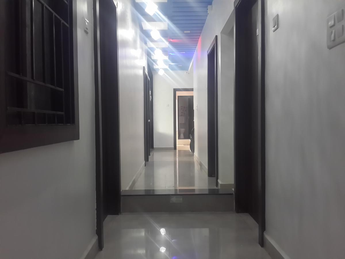 Hotel Holiday Era Opposite Railway Station أورانغاباد المظهر الخارجي الصورة